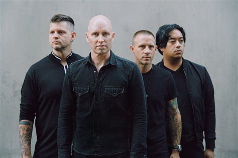 Aug 17, 2022 · Vertical Horizon frontman Matt Scannell was born in Boston and grew up mostly in Worcester, Massachusetts. (When Scannell was born, Shocking Blue’s “ Venus ” was the #1 song in America.) 